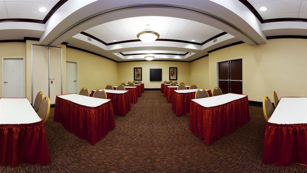 Holiday Inn Express Georgetown By Ihg Exterior photo