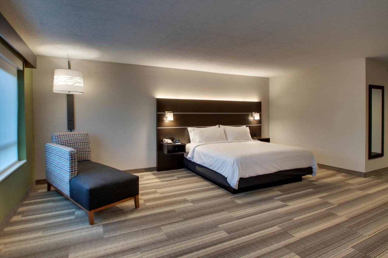 Holiday Inn Express Georgetown By Ihg Exterior photo