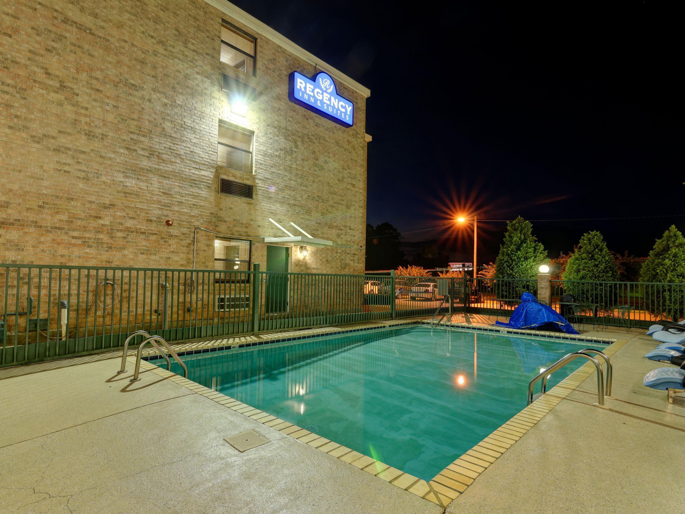 Holiday Inn Express Georgetown By Ihg Exterior photo
