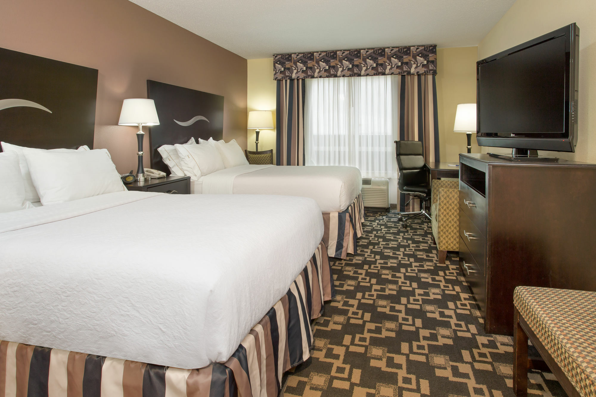 Holiday Inn Express Georgetown By Ihg Exterior photo