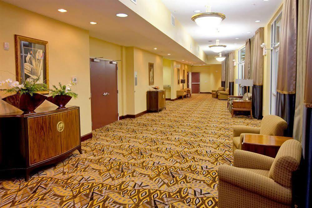Holiday Inn Express Georgetown By Ihg Exterior photo