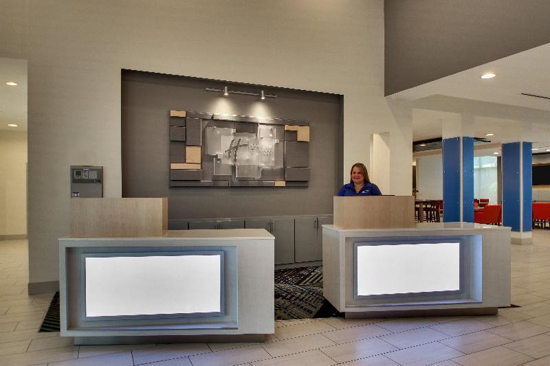 Holiday Inn Express Georgetown By Ihg Exterior photo